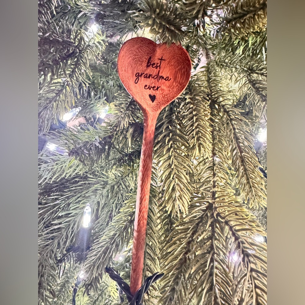 Heartfelt Engraved Wooden Spoon for Grandma! Includes box! - Picture 2 of 7